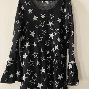 TUNIC TOP WITH STAR GLITTER~SIZE M~NEVER WORN